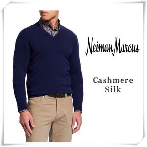Neiman Marcus Cashmere & Silk V-Neck Sweater Navy